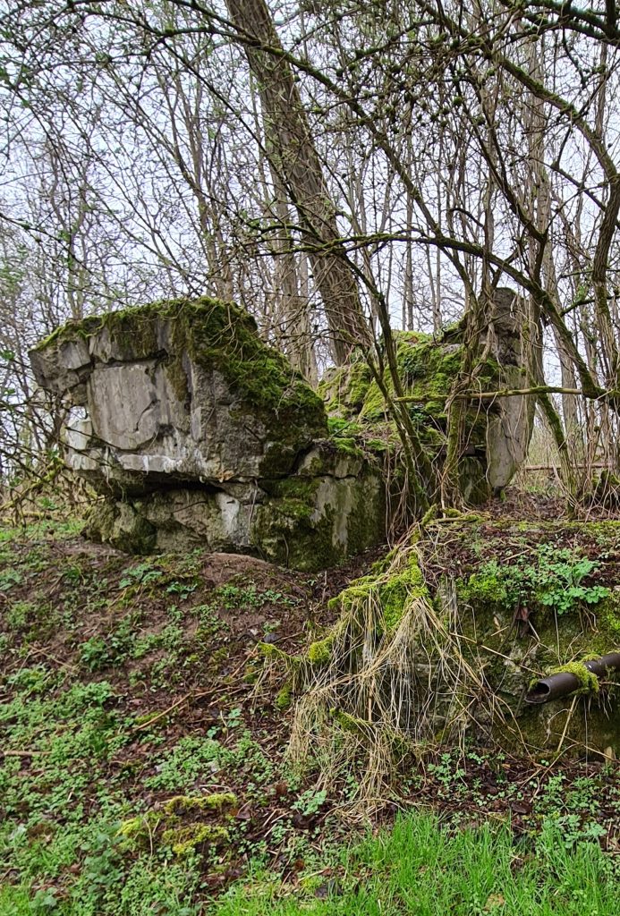 Betonowa podstawa kopuły pancernej schronu Da.3/4